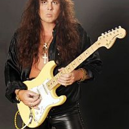 Yngwie Malmsteen Riffi